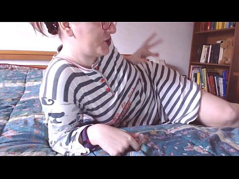 ❤️ Coj tus qaib dub loj no rau hauv koj lub qhov ncauj me qhev ❤  Porn video  ntawm peb  ❌ Ib