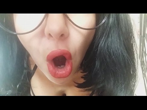 ❤️ Honey, koj niam tsis cia koj mus kawm ntawv hnub no...kuv xav tau koj ntau dhau lawm... ❤  Porn video  ntawm peb  ❌ Ib